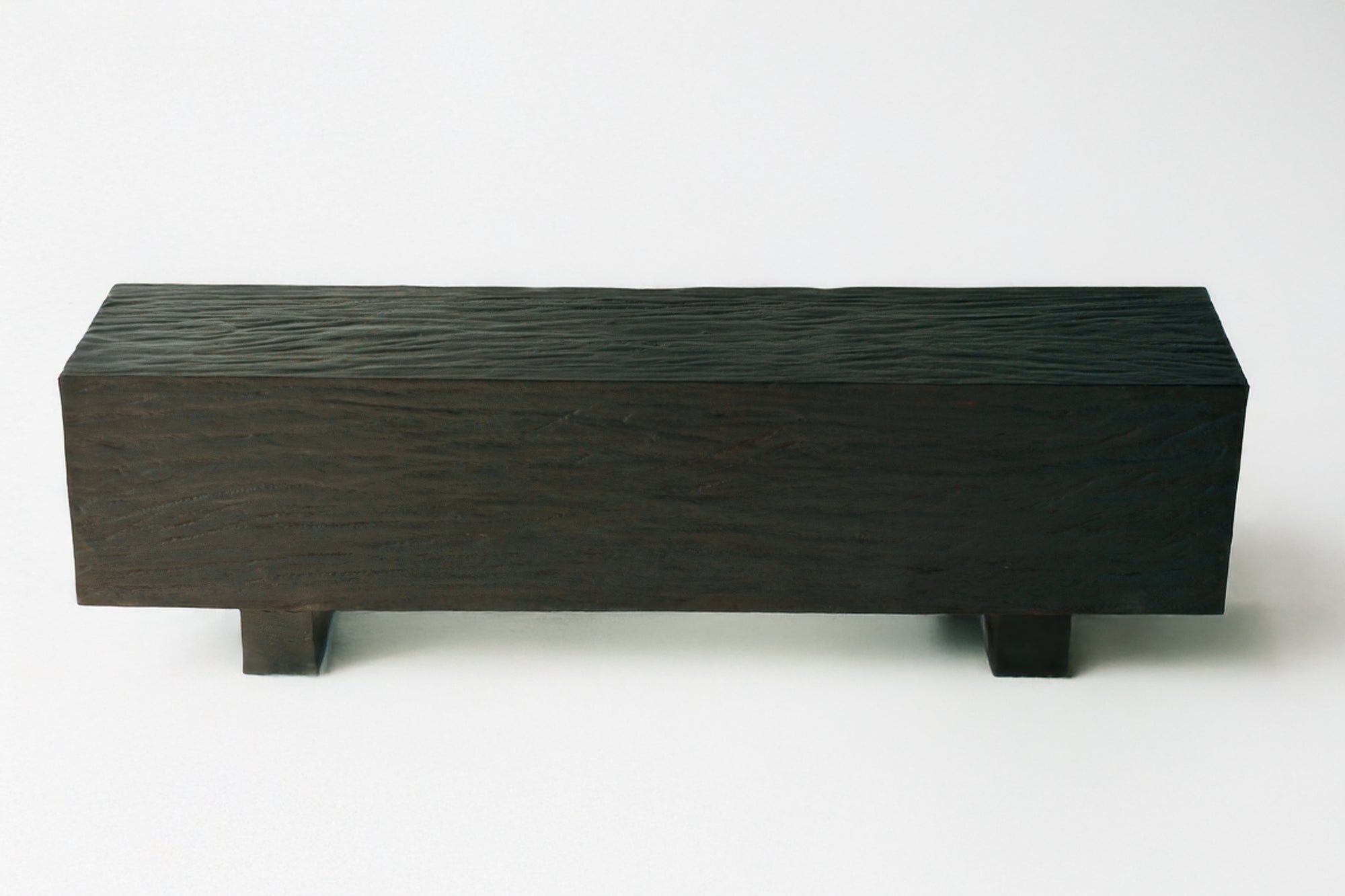 Bench 01