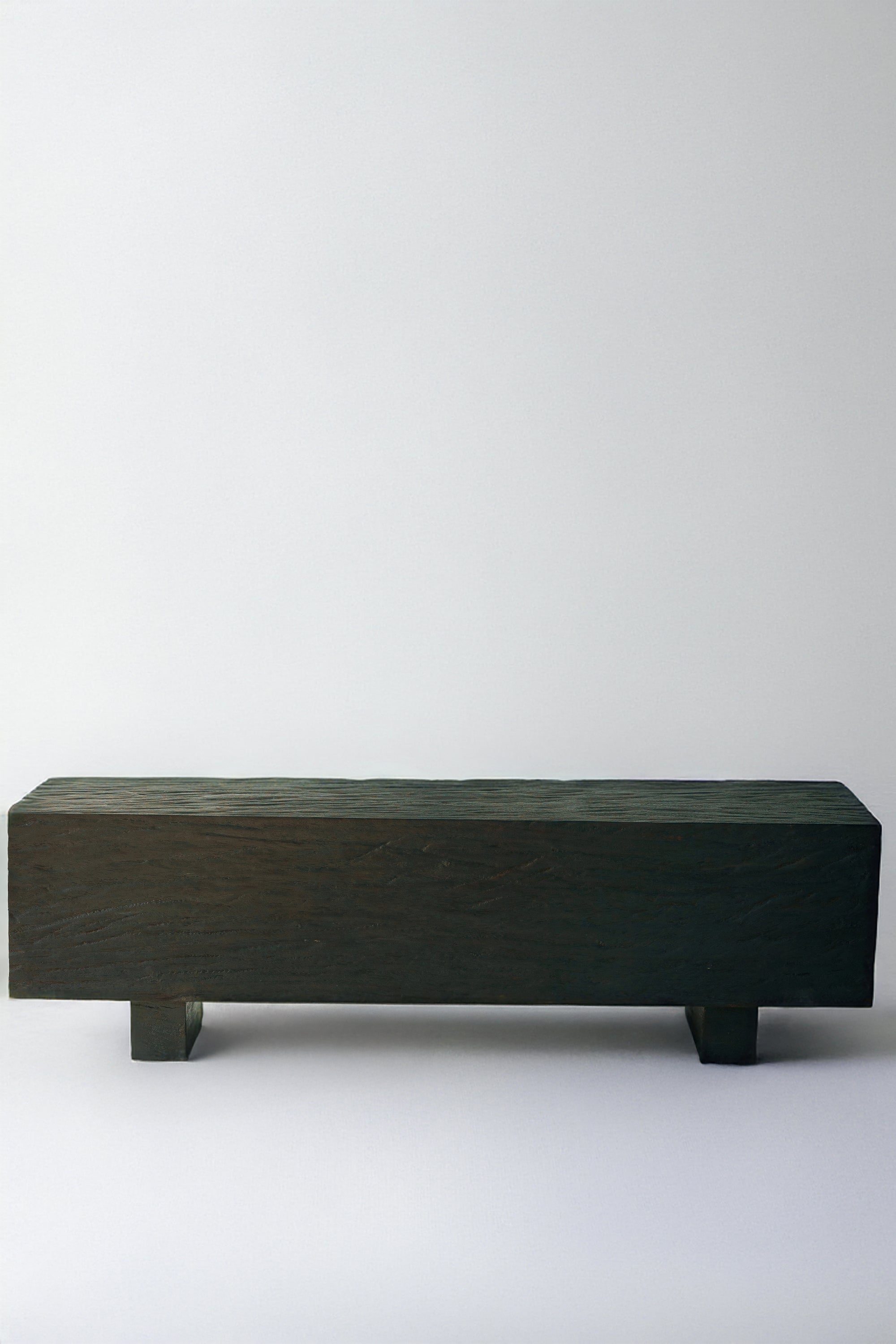 Bench 01